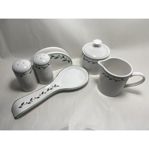 Trisha Holiday Hostess Set Spoon Rest Super Creamer Salt &Pepper Shakers - Picture 1 of 14